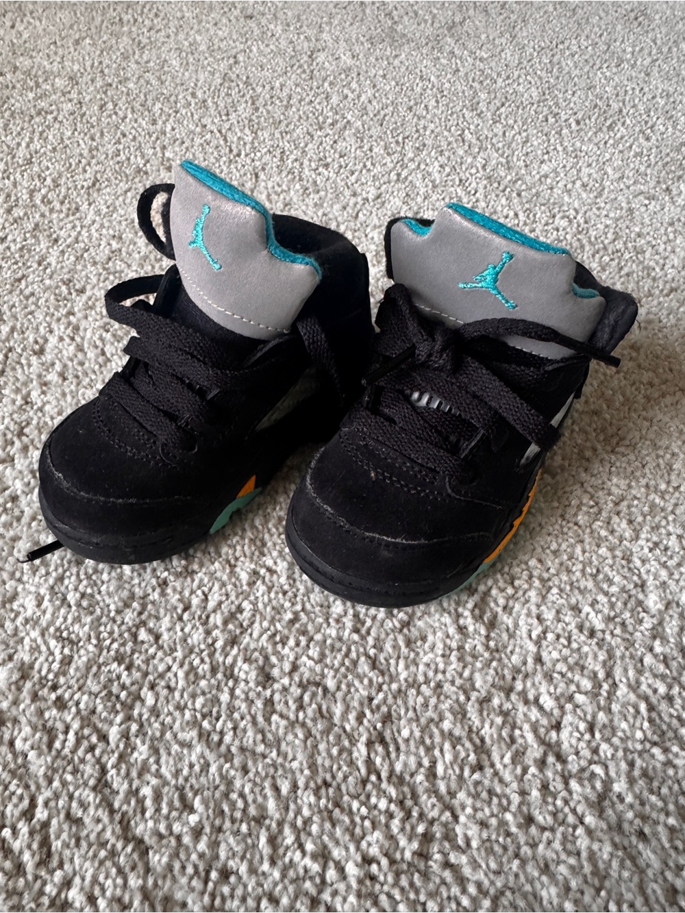 Jordan Kids Black & Teal High-Top Sneakers